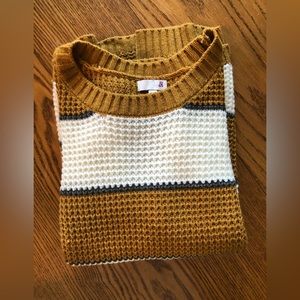 SO Excellent condition curved hem sweater, size L, rust, cream, gray str…
